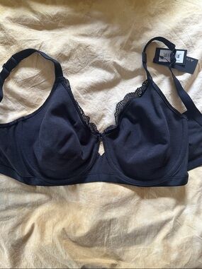 Curvy Couture Black Lace-Trim Soft Cup Bra